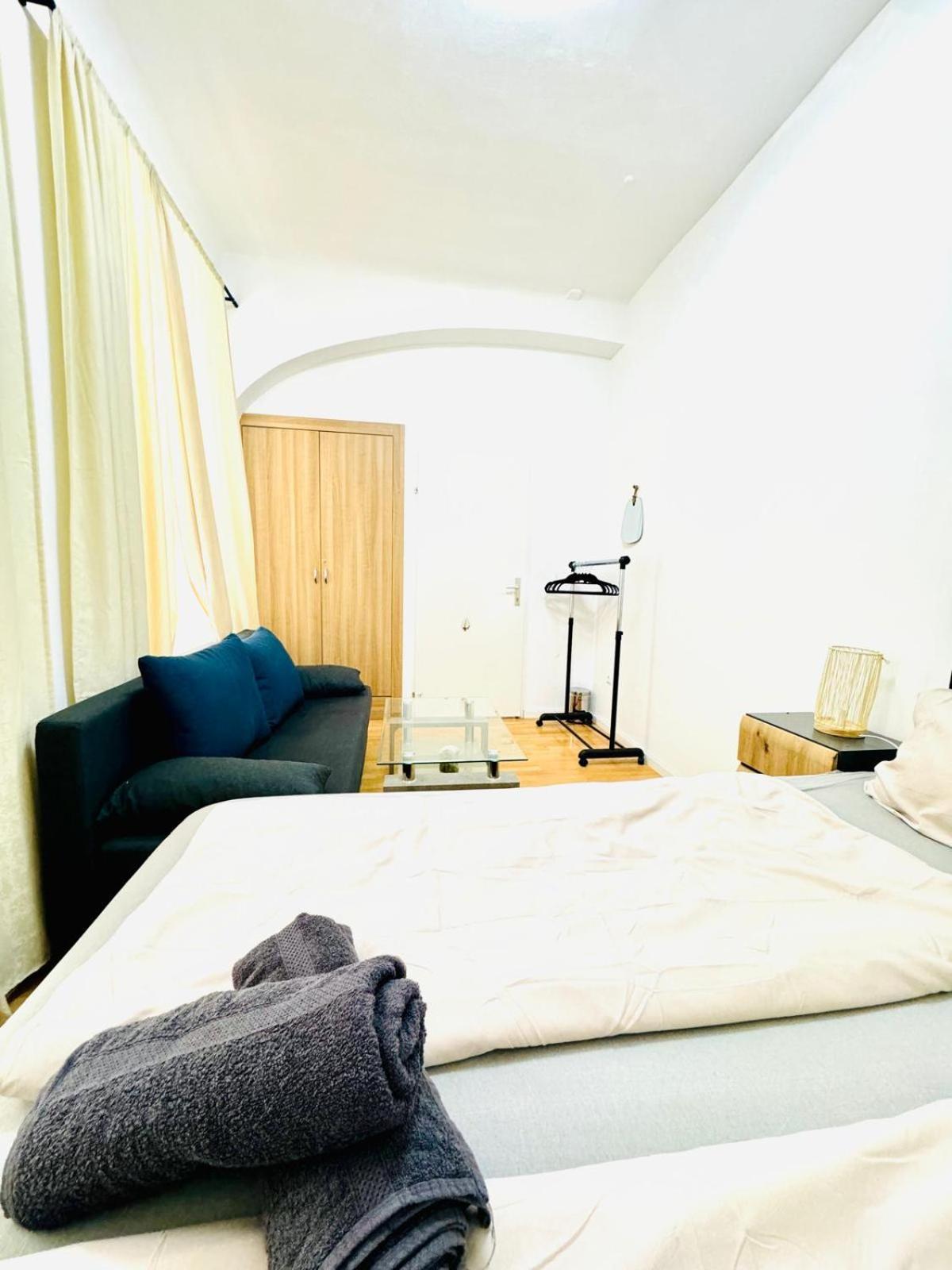 Comfy Rooms In A Shared Apt, 8Min To Rathausplatz Viena Exterior foto