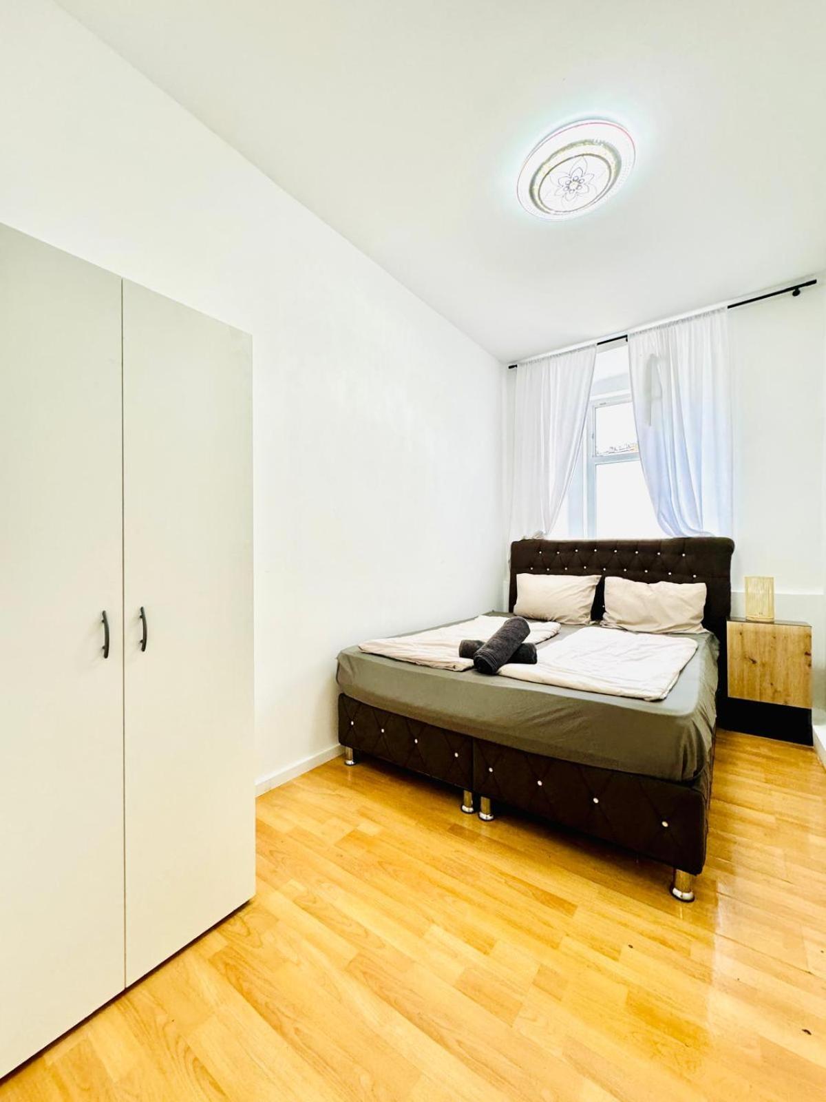 Comfy Rooms In A Shared Apt, 8Min To Rathausplatz Viena Exterior foto
