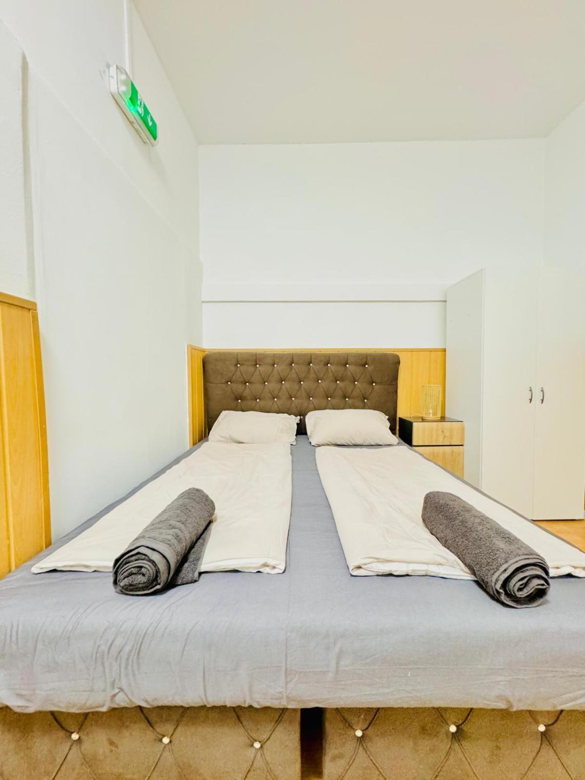 Comfy Rooms In A Shared Apt, 8Min To Rathausplatz Viena Exterior foto