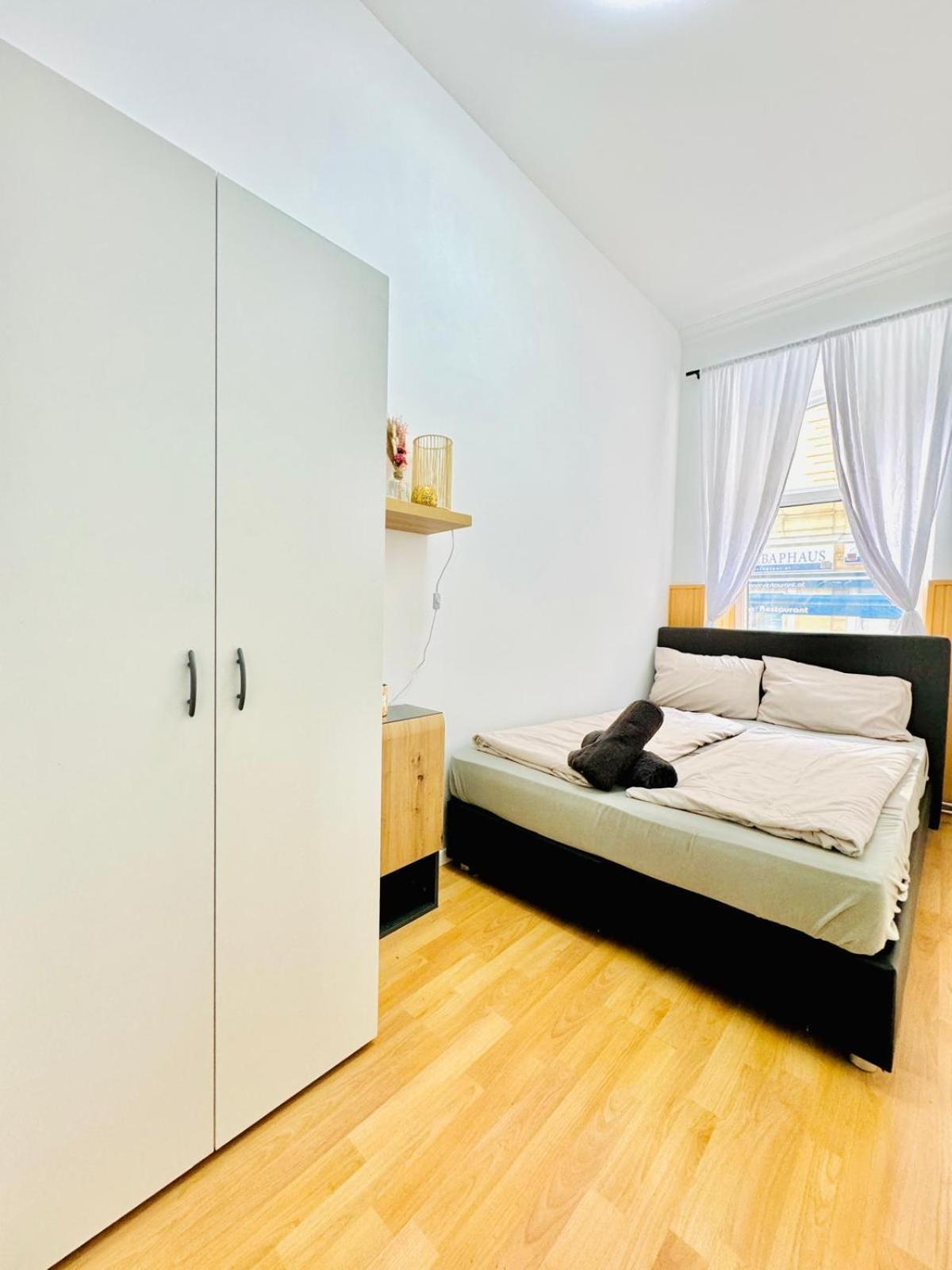 Comfy Rooms In A Shared Apt, 8Min To Rathausplatz Viena Exterior foto