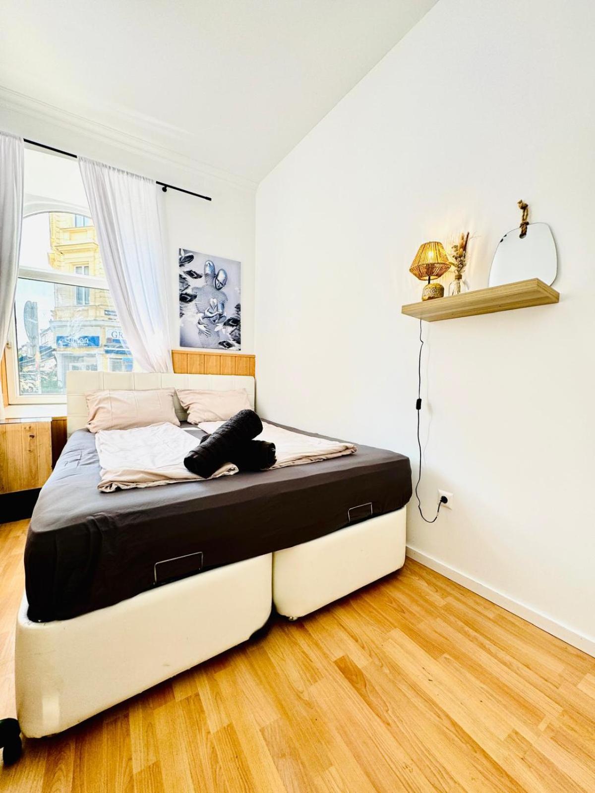 Comfy Rooms In A Shared Apt, 8Min To Rathausplatz Viena Exterior foto