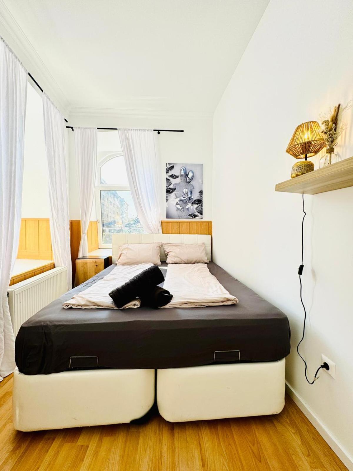 Comfy Rooms In A Shared Apt, 8Min To Rathausplatz Viena Exterior foto